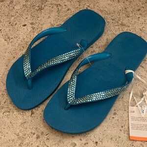 NEW Havaianas x Swarovski Blue Sandals w/ Sparkling Crystals Women’s Size 41-42
